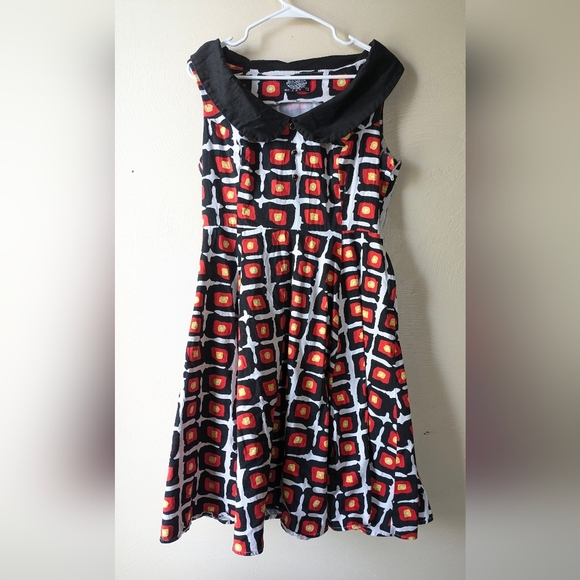 HEARTS AND ROSES Rockabilly Swing Dress, Vintage Pin-Up Vibes, "Hot Coals", XL - Picture 3 of 10